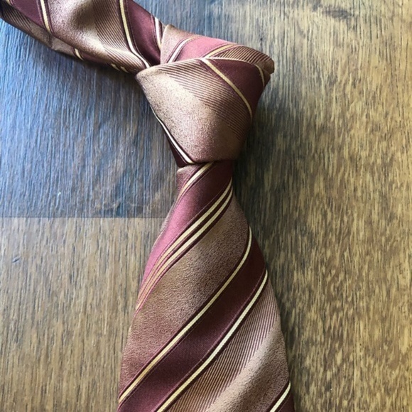Hugo Boss Maroon Cream Striped Tie - Picture 5 of 8